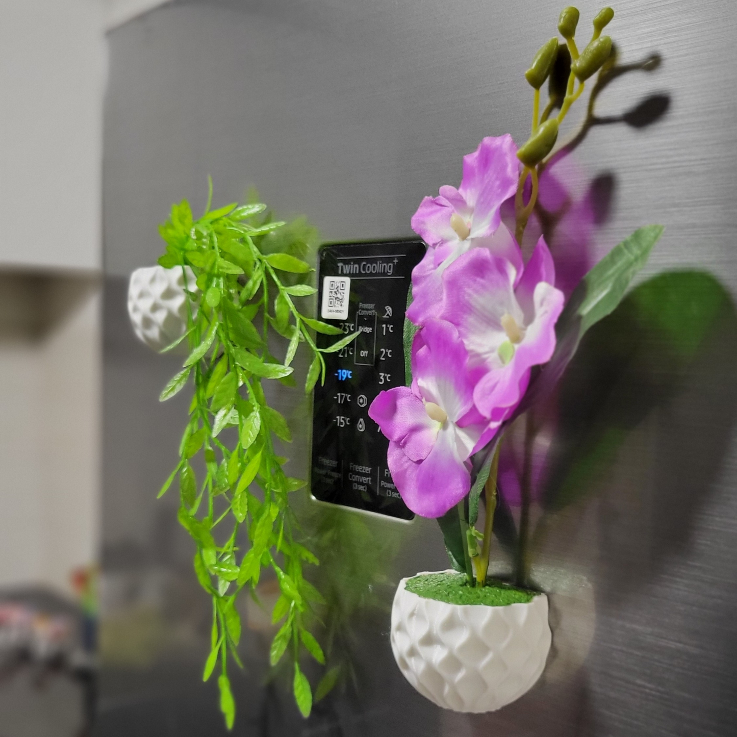 3D Printed Fridge Magnet Flower Pot with Artificial Flower and Creeper - Set of 2 (White Pot with Purple Flower)